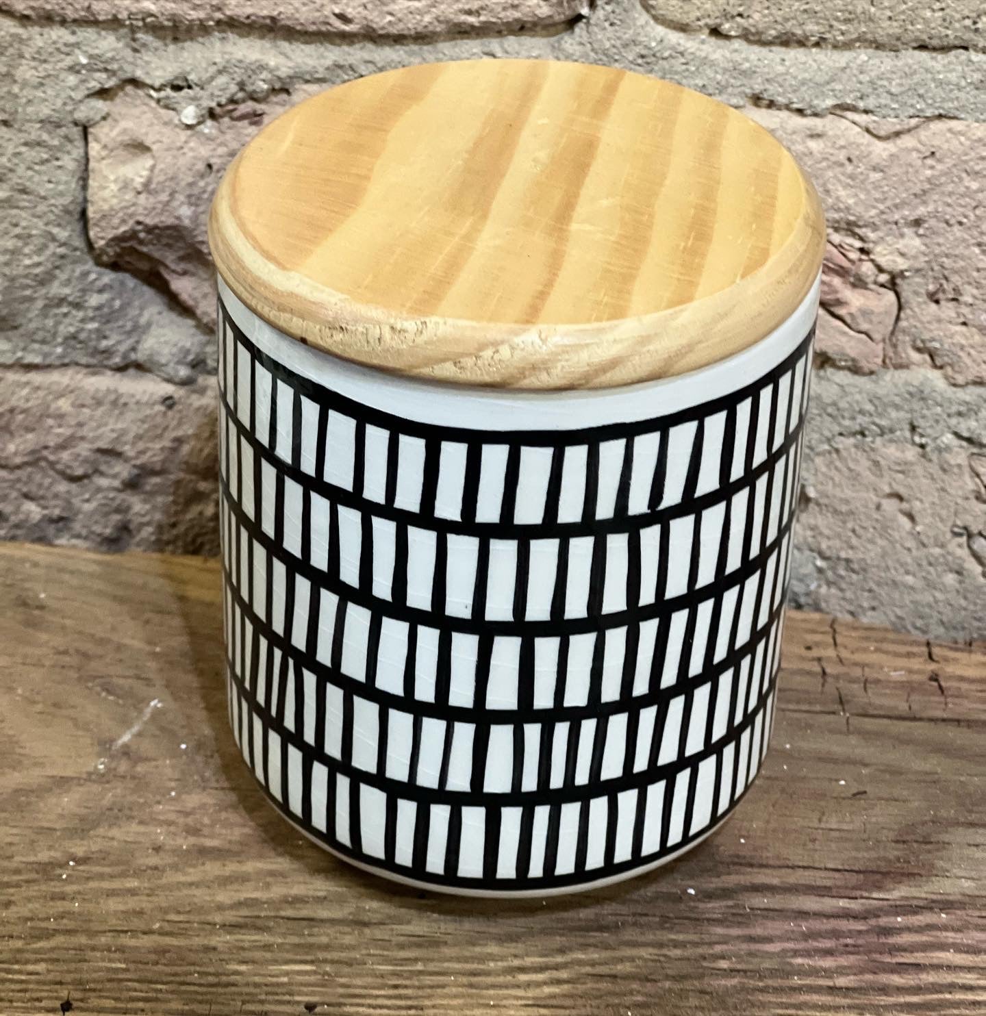 Black And White Linear Canister Debbie Wolk Designs   F56F2221 DC57 43EF 877F 1084655FC431 